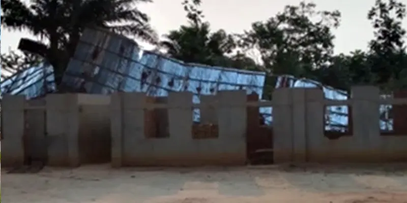 2025 Bâtiment 2 avant ouragan